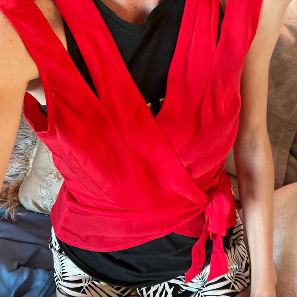 BEBE medium wrap top